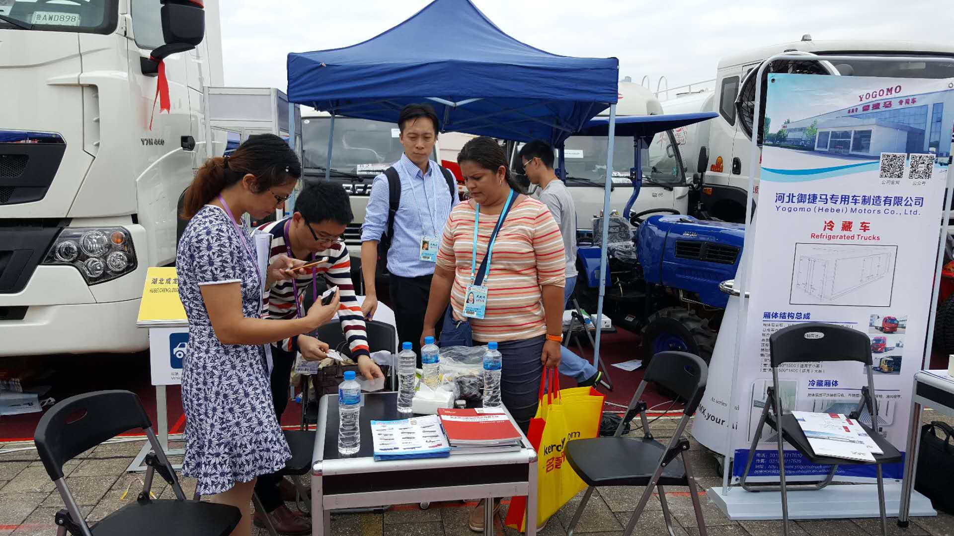 湖北成龍威2017年外貿(mào)團(tuán)隊(duì)風(fēng)采！